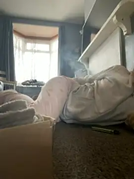 Snapshot of Paige_love chatting on 04/01/26, 12:39 Paige love online show from 04/01/26, 12:39