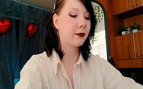Snapshot of marty_bree chatting on 03/21/26, 01:37 marty bree online show from 03/21/26, 01:37