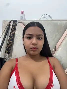 Snapshot of Baby_morena12 chatting on 05/21/26, 09:44 Baby morena12 online show from 05/21/26, 09:44