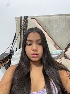 Snapshot of Baby_morena12 chatting on 05/27/26, 03:47 Baby morena12 online show from 05/27/26, 03:47