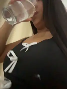 Snapshot of Baby_morena12 chatting on 06/17/26, 04:37 Baby morena12 online show from 06/17/26, 04:37