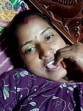 Snapshot of Your_deshibhabi25years chatting on 05/12/26, 03:42 Your deshibhabi25years online show from 05/12/26, 03:42