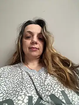 Snapshot of ShyFlameLive chatting on 03/20/26, 12:43 ShyFlameLive online show from 03/20/26, 12:43