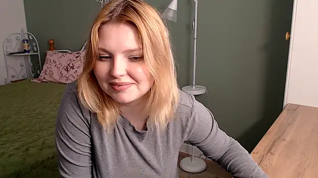 Ophelia Ritz online show from 06/13/26, 06:33