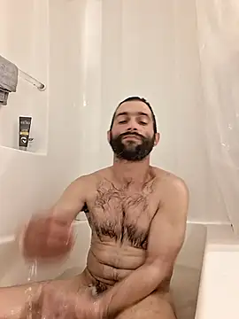 Snapshot of TrndSettr chatting on 02/11/26, 10:48 TrndSettr online show from 02/11/26, 10:48