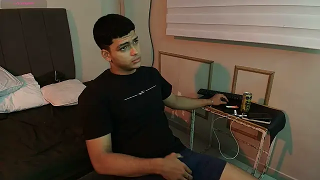 Keinner BigDick online show from 08/01/26, 08:41