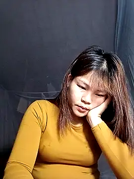 Snapshot of Beeio_diaeo chatting on 02/05/26, 02:43 Beeio diaeo online show from 02/05/26, 02:43