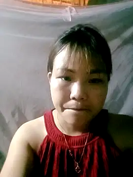 Snapshot of Beeio_diaeo chatting on 02/15/26, 03:03 Beeio diaeo online show from 02/15/26, 03:03