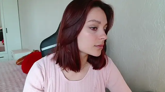 Snapshot of Eva_Avea chatting on 05/05/26, 09:39 Eva Avea online show from 05/05/26, 09:39