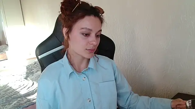 Snapshot of Eva_Avea chatting on 05/09/26, 03:28 Eva Avea online show from 05/09/26, 03:28