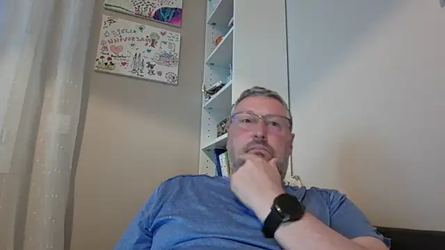 doudou310 online show from 05/07/26, 04:07