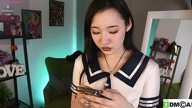 Noiry Vuvez online show from 04/26/26, 08:06