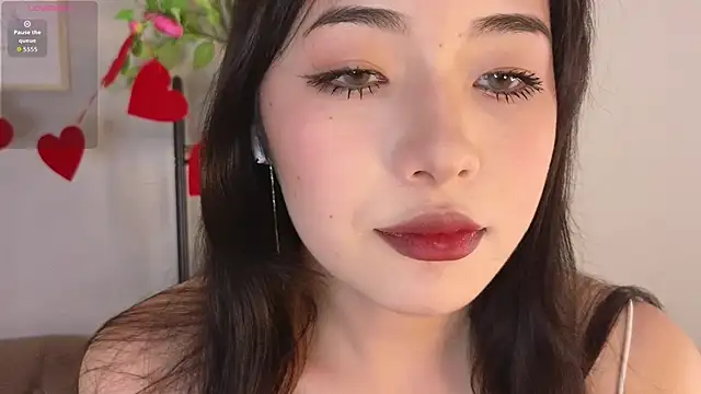 Noiry Vuvez online show from 05/31/26, 08:10