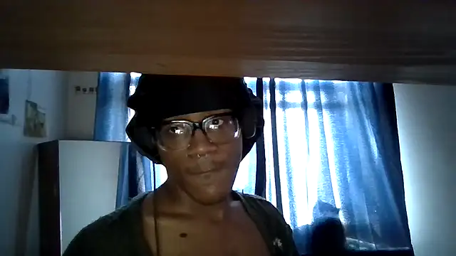 vexahleah online show from 07/19/26, 03:16