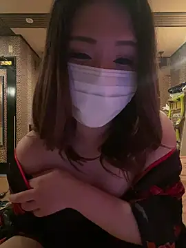 Snapshot of yurina_yurina0125 chatting on 03/05/26, 04:03 yurina yurina0125 online show from 03/05/26, 04:03