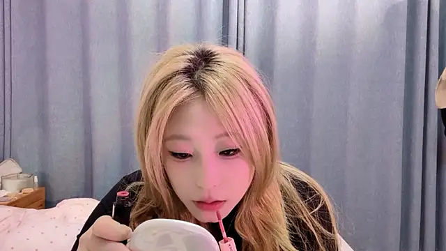 SM JIAJIA ZL online show from 06/27/26, 11:59