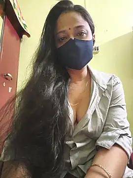 Snapshot of kashish_bhabhi chatting on 06/08/26, 07:03 kashish bhabhi online show from 06/08/26, 07:03