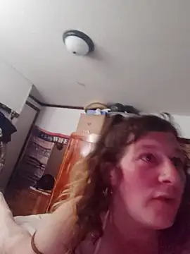 Snapshot of Juicy_Libra69 chatting on 03/21/26, 08:01 Juicy Libra69 online show from 03/21/26, 08:01