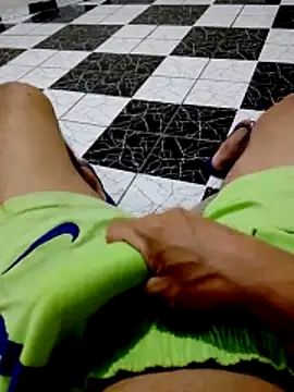 Snapshot of miximilian chatting on 03/18/26, 01:31 miximilian online show from 03/18/26, 01:31