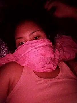 Snapshot of Hassina_456 chatting on 04/04/26, 07:44 Hassina 456 online show from 04/04/26, 07:44