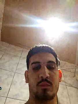 Snapshot of Bigcock311303 chatting on 03/02/26, 03:08 Bigcock311303 online show from 03/02/26, 03:08