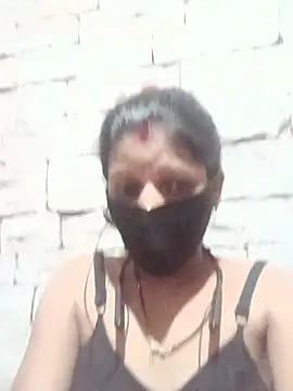 Divya-11431 online show from 07/13/26, 06:49