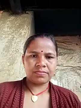 Snapshot of Pooja_sahu chatting on 02/06/26, 03:44 Pooja sahu online show from 02/06/26, 03:44