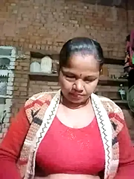 Snapshot of Pooja_sahu chatting on 02/07/26, 04:11 Pooja sahu online show from 02/07/26, 04:11