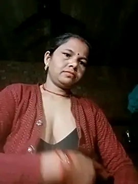 Snapshot of Pooja_sahu chatting on 03/05/26, 12:28 Pooja sahu online show from 03/05/26, 12:28