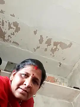 Snapshot of Hirdesh_sahhu chatting on 02/17/26, 10:01 Hirdesh sahhu online show from 02/17/26, 10:01