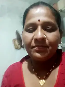 Snapshot of Hirdesh_sahhu chatting on 02/17/26, 10:27 Hirdesh sahhu online show from 02/17/26, 10:27