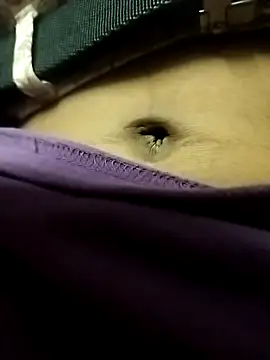 tamilpaiyan989 online show from 04/25/26, 03:31