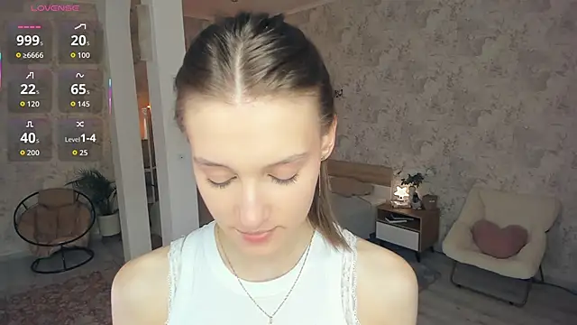 LianneBynon online show from 06/08/26, 10:26