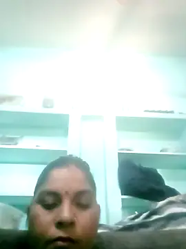 Snapshot of Rajni248096 chatting on 03/05/26, 08:32 Rajni248096 online show from 03/05/26, 08:32