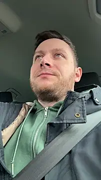 Snapshot of LubasOriginMen chatting on 02/18/26, 11:50 LubasOriginMen online show from 02/18/26, 11:50