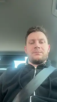 Snapshot of LubasOriginMen chatting on 02/20/26, 11:54 LubasOriginMen online show from 02/20/26, 11:54