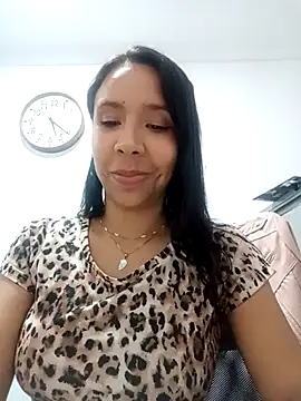 Snapshot of MiaSantana_ chatting on 04/07/26, 10:20 MiaSantana online show from 04/07/26, 10:20