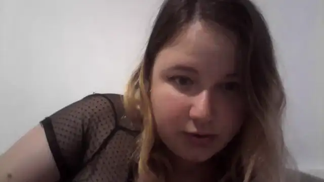 Snapshot of tuzorra99 chatting on 03/15/26, 07:31 tuzorra99 online show from 03/15/26, 07:31