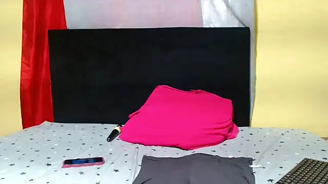 JinglynJuicy22 online show from 02/04/26, 07:25