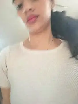 Snapshot of cynliu chatting on 04/27/26, 05:00 cynliu online show from 04/27/26, 05:00