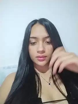 Snapshot of cynliu chatting on 06/17/26, 07:00 cynliu online show from 06/17/26, 07:00