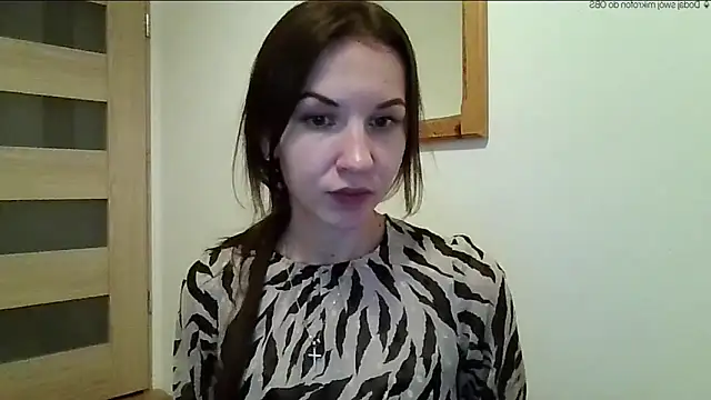 JuliaLovely online show from 05/10/26, 06:35
