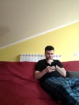 Snapshot of PolomaAndBobo chatting on 02/08/26, 03:04 PolomaAndBobo online show from 02/08/26, 03:04