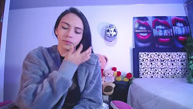 lika little0 online show from 05/03/26, 12:27