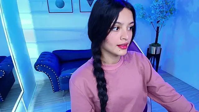Maddie T18 online show from 05/06/26, 11:26