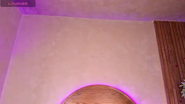 mollyjackson  online show from 06/10/26, 10:30