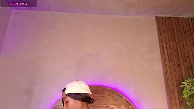 mollyjackson  online show from 06/16/26, 11:07