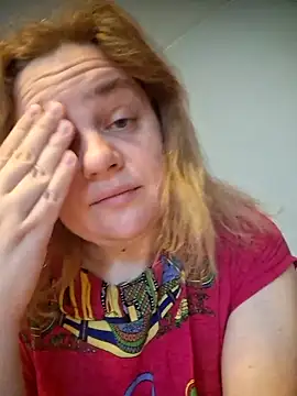 Snapshot of VitniKis chatting on 02/11/26, 07:35 VitniKis online show from 02/11/26, 07:35