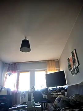 Snapshot of VitniKis chatting on 03/07/26, 06:32 VitniKis online show from 03/07/26, 06:32