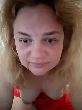 Snapshot of VitniKis chatting on 03/14/26, 09:15 VitniKis online show from 03/14/26, 09:15